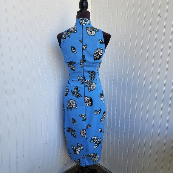 CLOSET LONDON HIGH NECK Sleveless FLORAL Midi DRESS Blue Black Keyhole Sz 10 - Picture 10 of 15